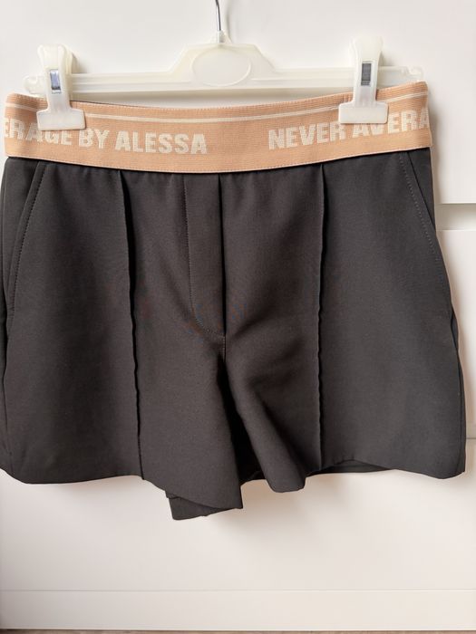 Alessa Adore You Къс Панталон - Черен