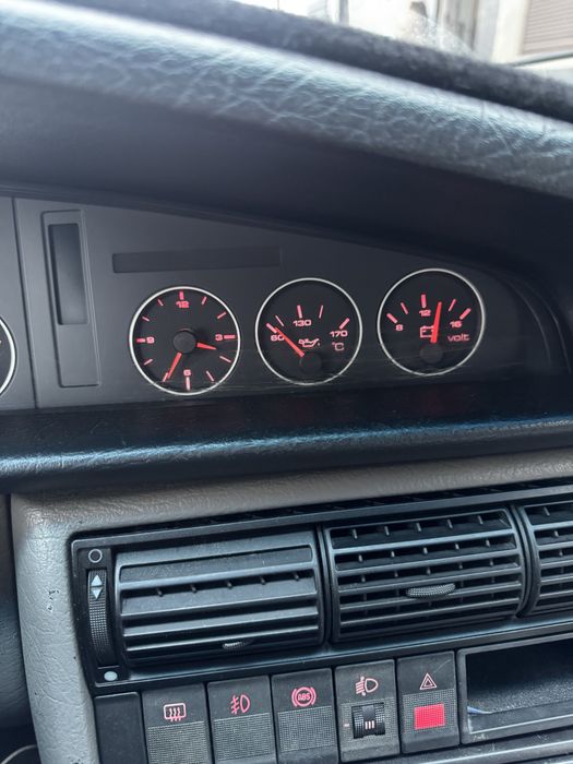 Щиток прибора на ауди А6 С4