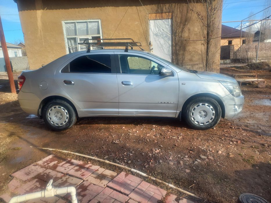 Cobalt 2013 механика сотилади.