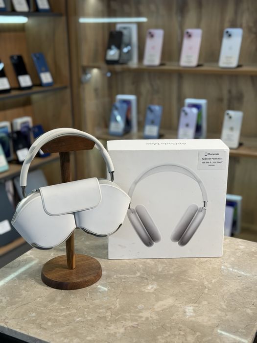 Apple Air Pods Max PhoneLab