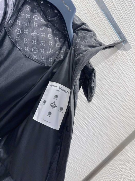 Geaca Louis Vuitton - calitate premium