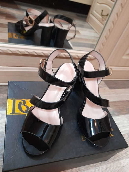 Женская обувь от 5000