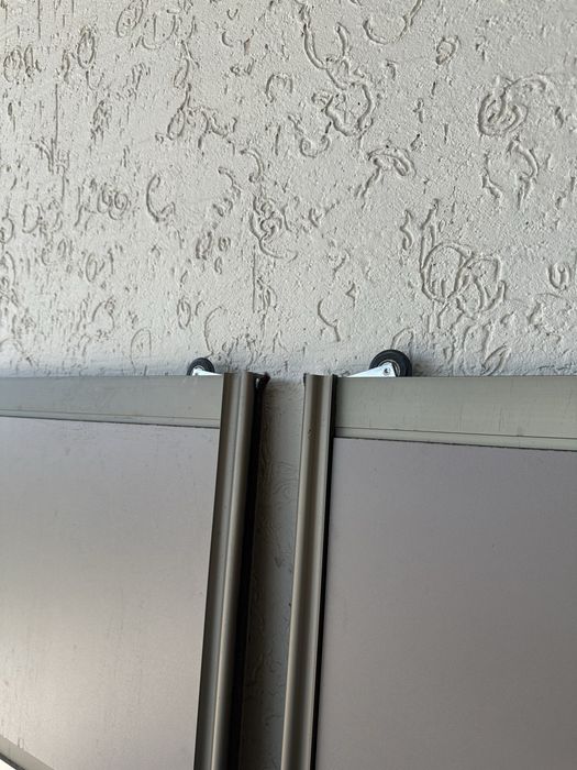 Купейные двери из ламината