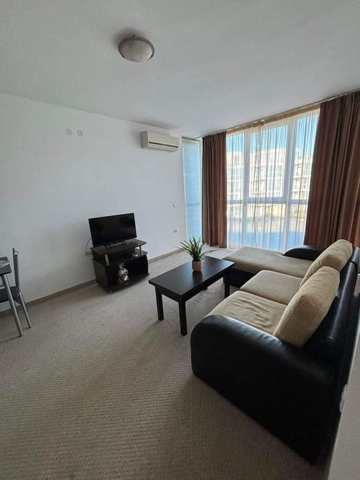 Дава се под наем Двустаен апартамент в Бургас, Сарафово - 55 кв.м за 306 € - Снимка #1