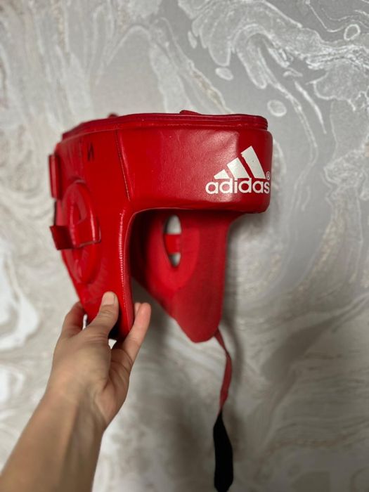 шлем почти новый