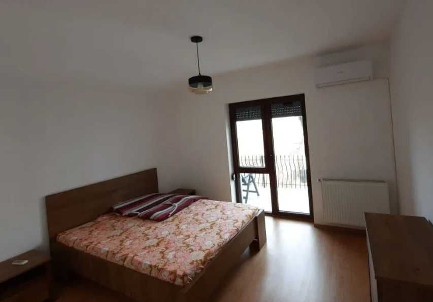 Продава се Тристаен апартамент в Бургас, Изгрев - 87 кв.м за 1106 €/кв.м - Снимка #2