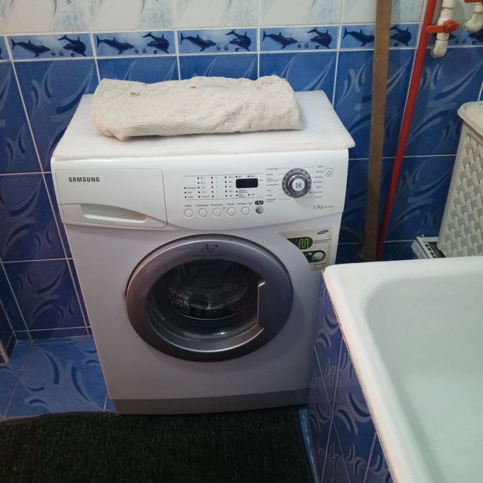 Kvartira 3 talaba qiz kerak