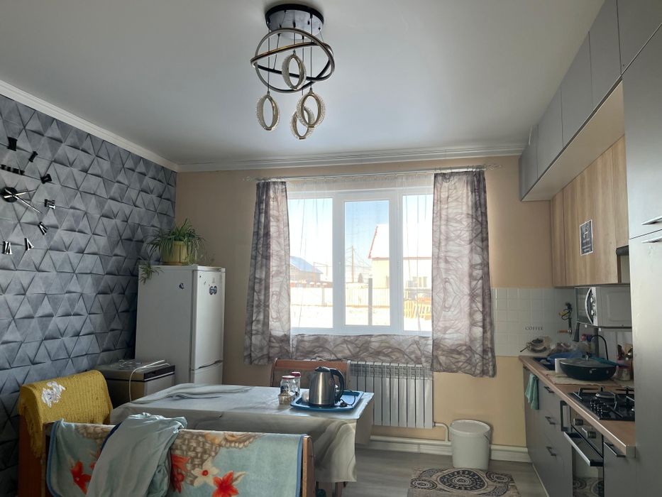 жер үй сатылады Елтай, Қаратөбеде