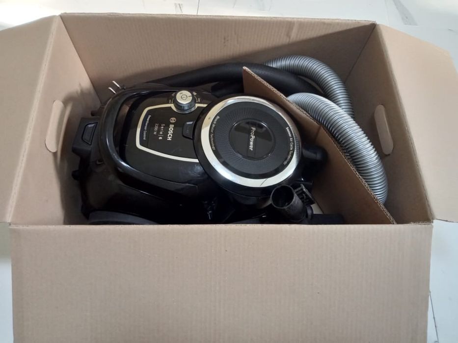 Продам пылесос Bosch Pro Power Черный