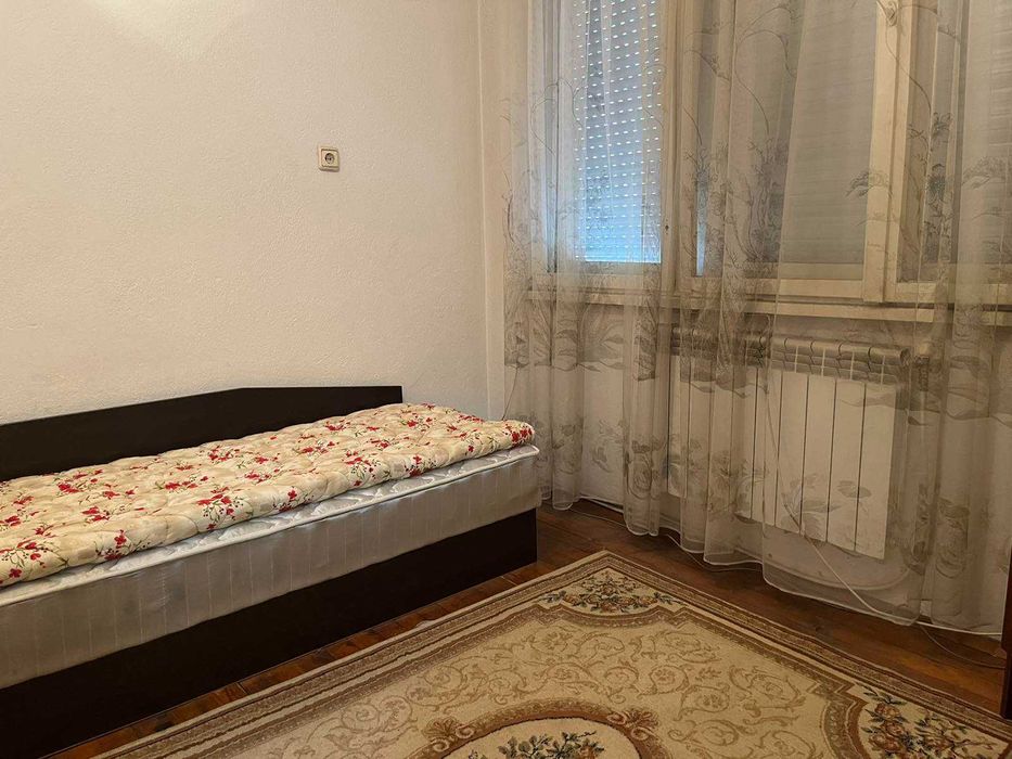 Продава се Многостаен апартамент в Карлово - 110 кв.м за 1028 €/кв.м - Снимка #2