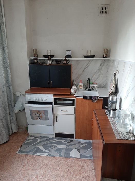 Продам 1,5 Пр.Назарбаева 1(хрущ.)!