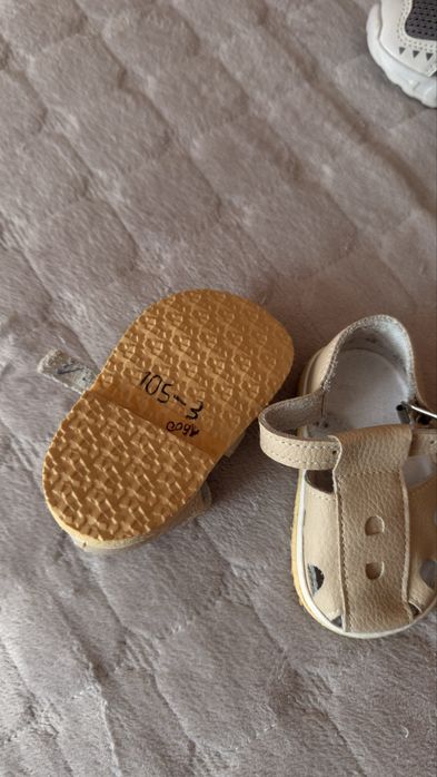 Обувь для малыша до 6 месяцев