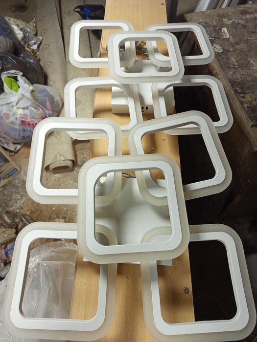 Потолочный светильник