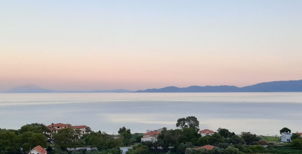 Място за каравана с уникална гледка към морето в Гърция