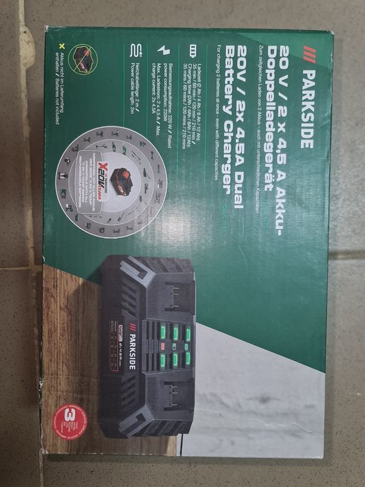 Parkside incarcator dublu dual 20v 4.5ah