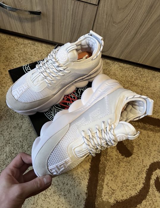 *PREMIUM* Versace Chain Reaction White Calitate Top ( Livrare cu Verificare Colet)