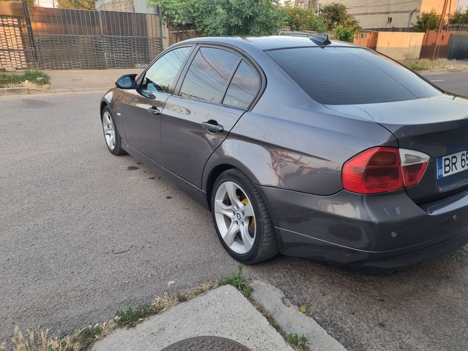 Vând bmw seria 3 e90