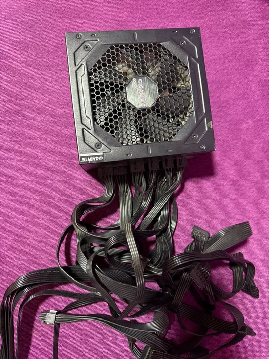 Sursa GIGABYTE P750GM 80+ gold , 750w