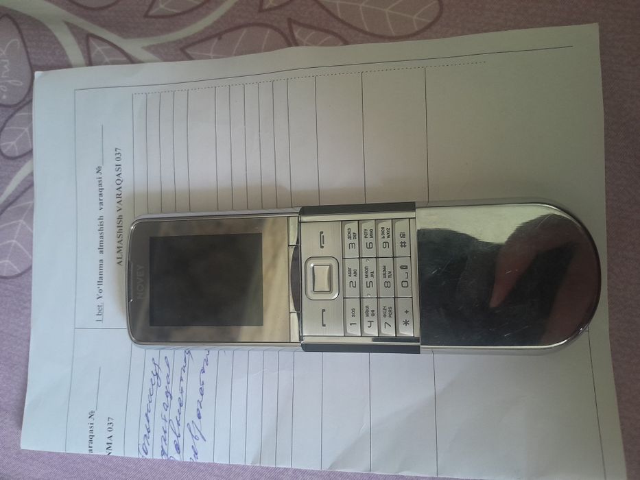 Продаётся б/ у телефоны