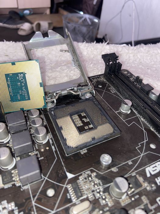 продам материнскую плату