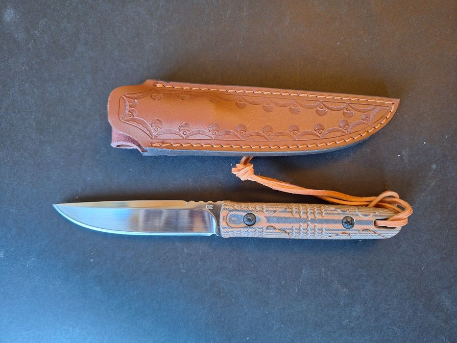Ловен нож стомана D2-дръжка G10