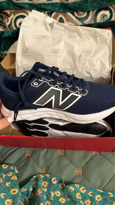 Оригинал new balance NB дешего продаю