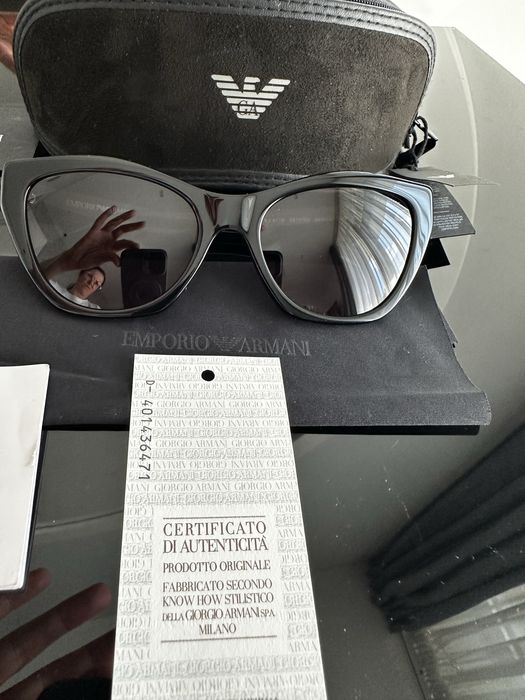 Ochelari de soare Emporio Armani cu toc si certifcat