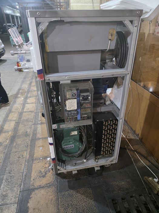Frigomat 380v sotiladi