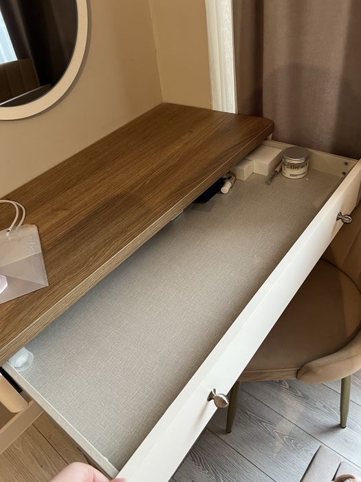 туалетный столик