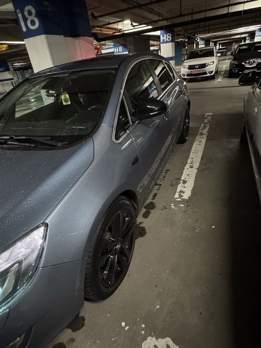 OPEL Astra 2011 — imagine 3