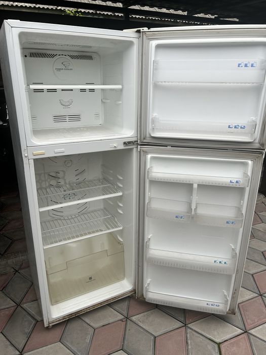 Продам холодильник б/у