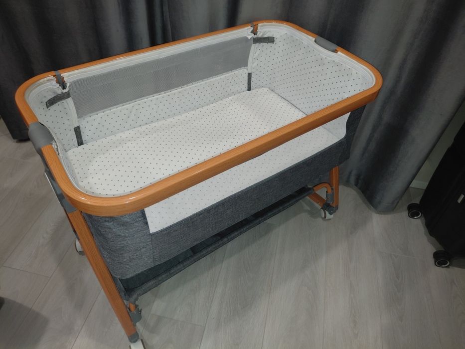 Продам детскую манеж кровать