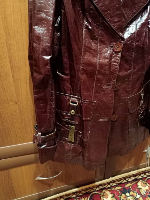 Продам кожаный пиджак