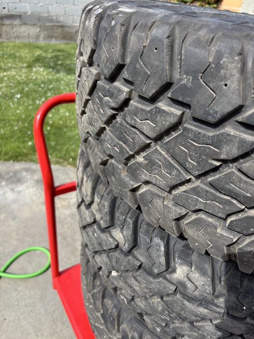 Гуми Cooper ST Maxx 265/70/17