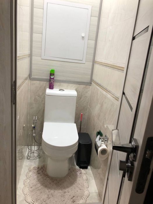 Продается квартира на ТТЗ-1 1-этаж 3*комнатная переделанная в4. 95000$