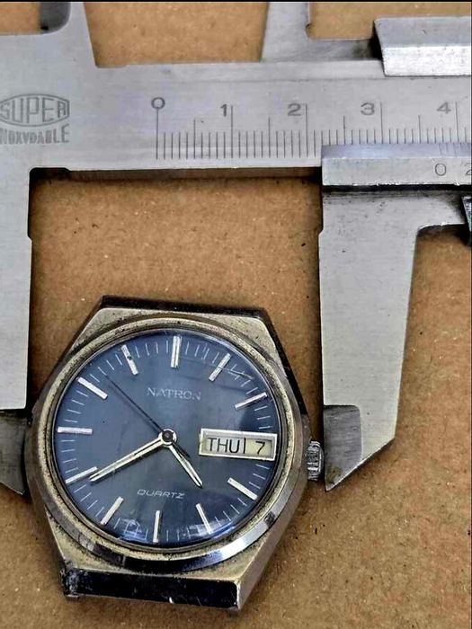 Timex,Casio,Natron