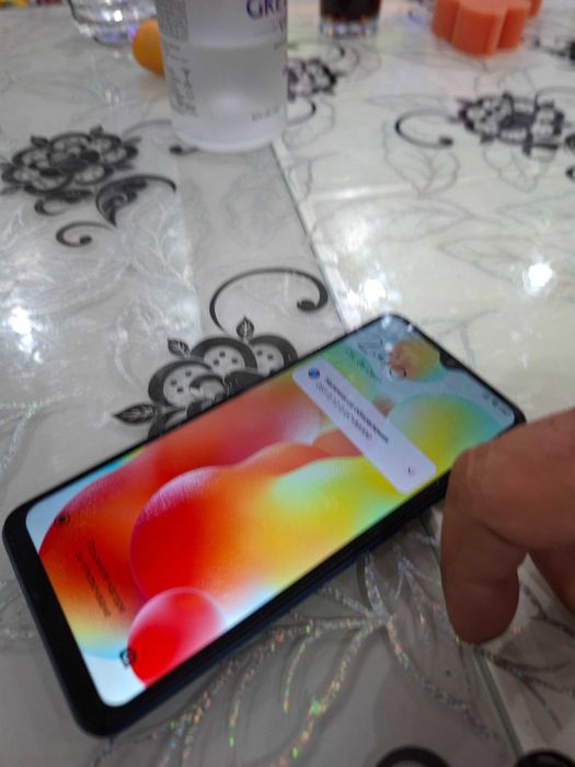 Продавам смартфони