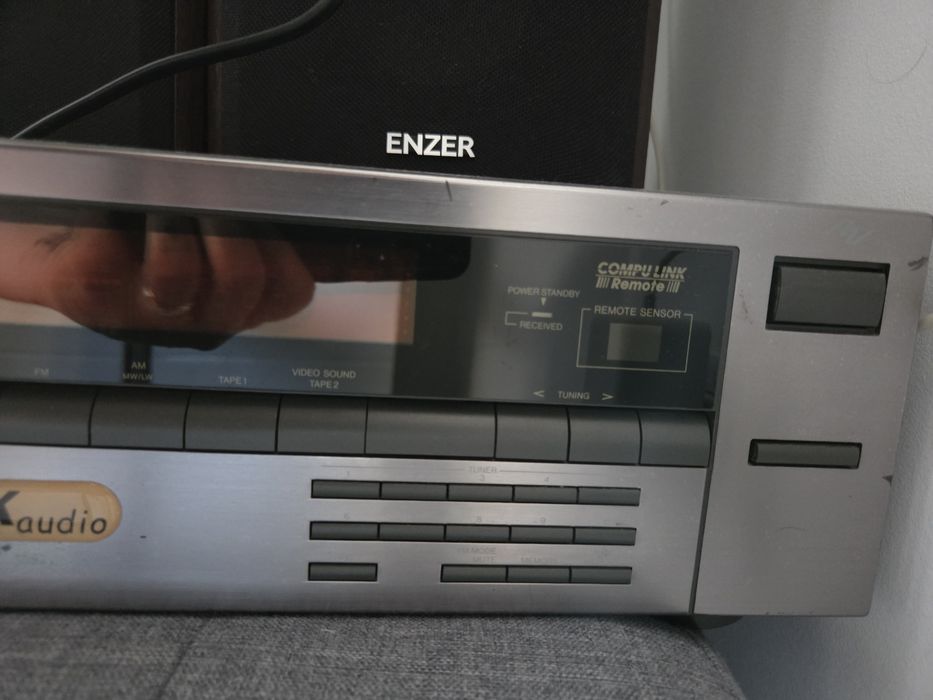 Vând amplificator RBK audio + boxe Enzer