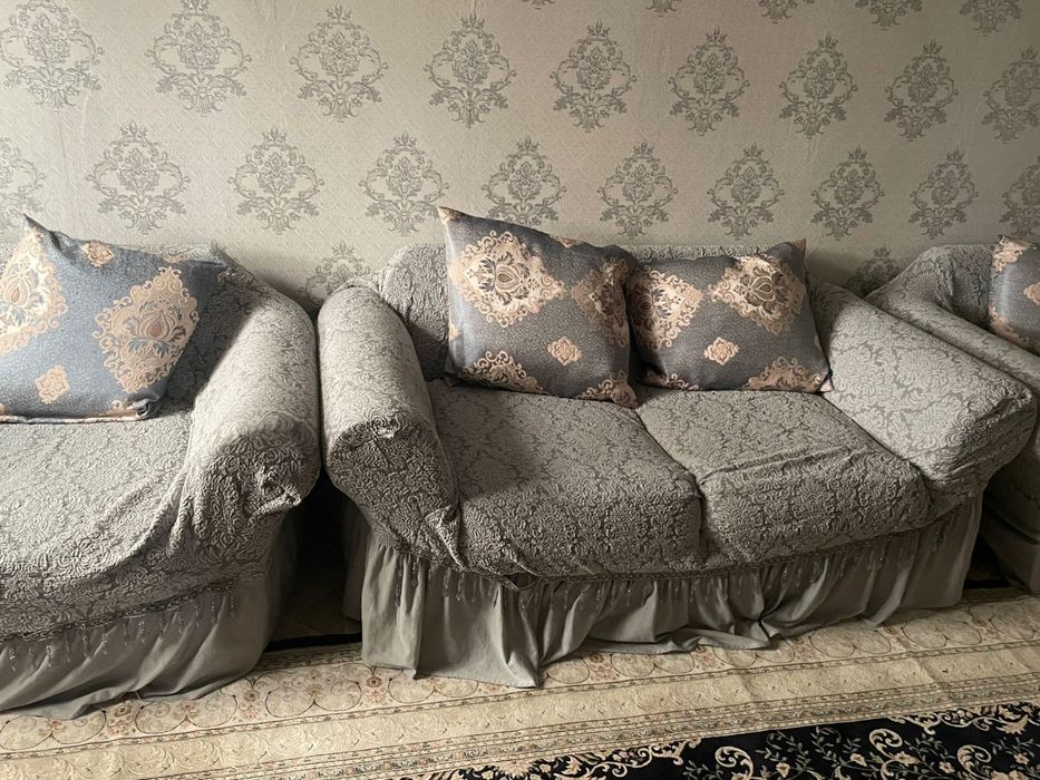 Диван не дорого б/у