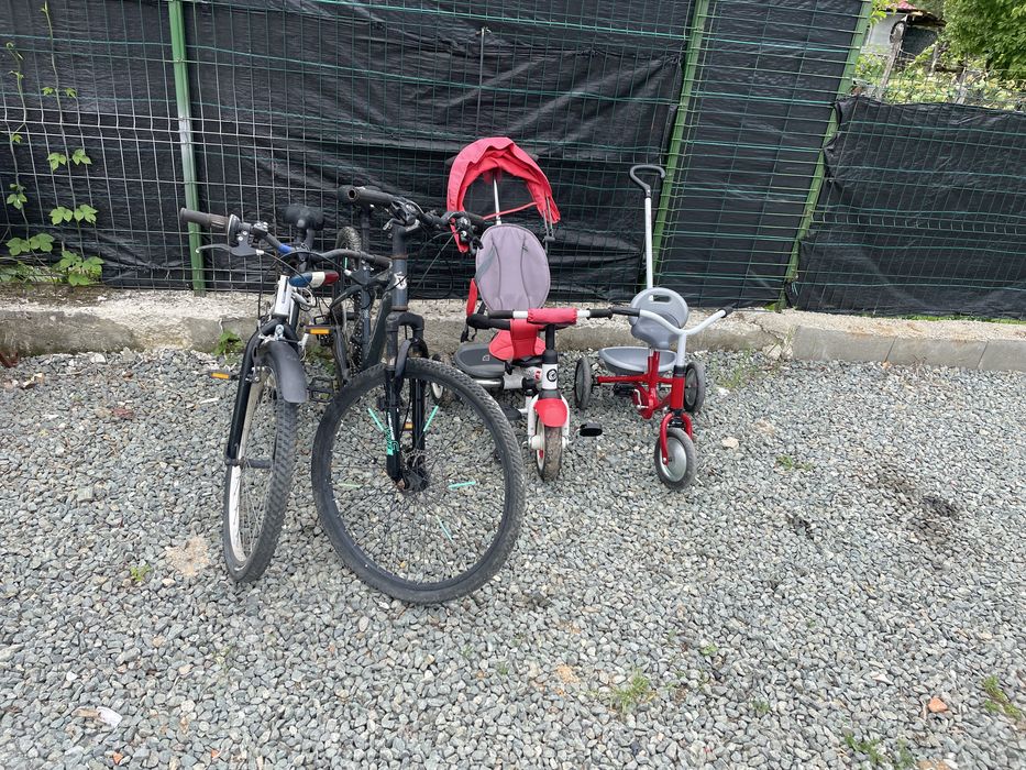 De vanzare biciclete su triciclete