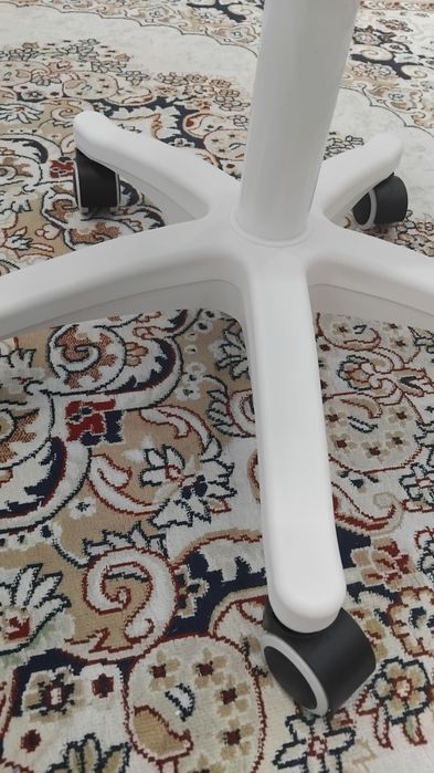 Вращающийся стулья