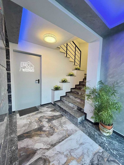 Продава се Тристаен апартамент в Стара Загора, Железник - изток - 92 кв.м за 809 €/кв.м - Снимка #15