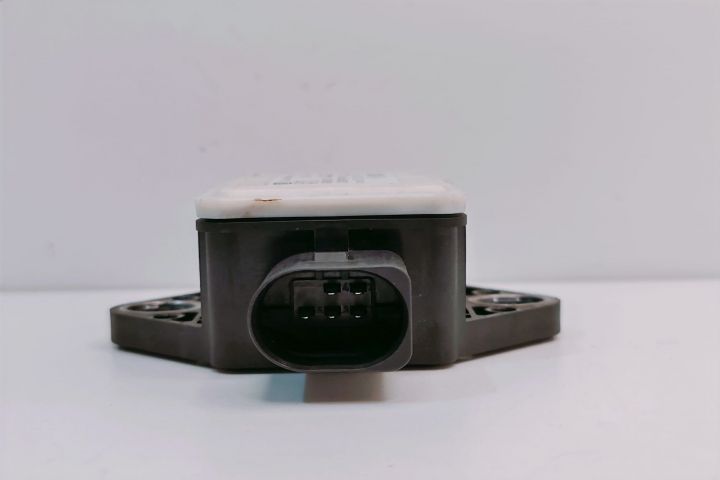 Senzor ESP Bosch 8E0907637B / 0265005618 Audi A6 4F/C6 seria