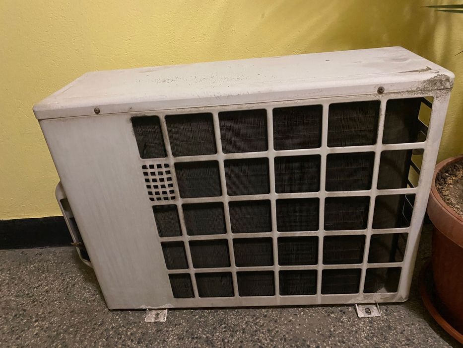 Продавам климатик Самсунг модел SH12ZA1B ,Дванайска