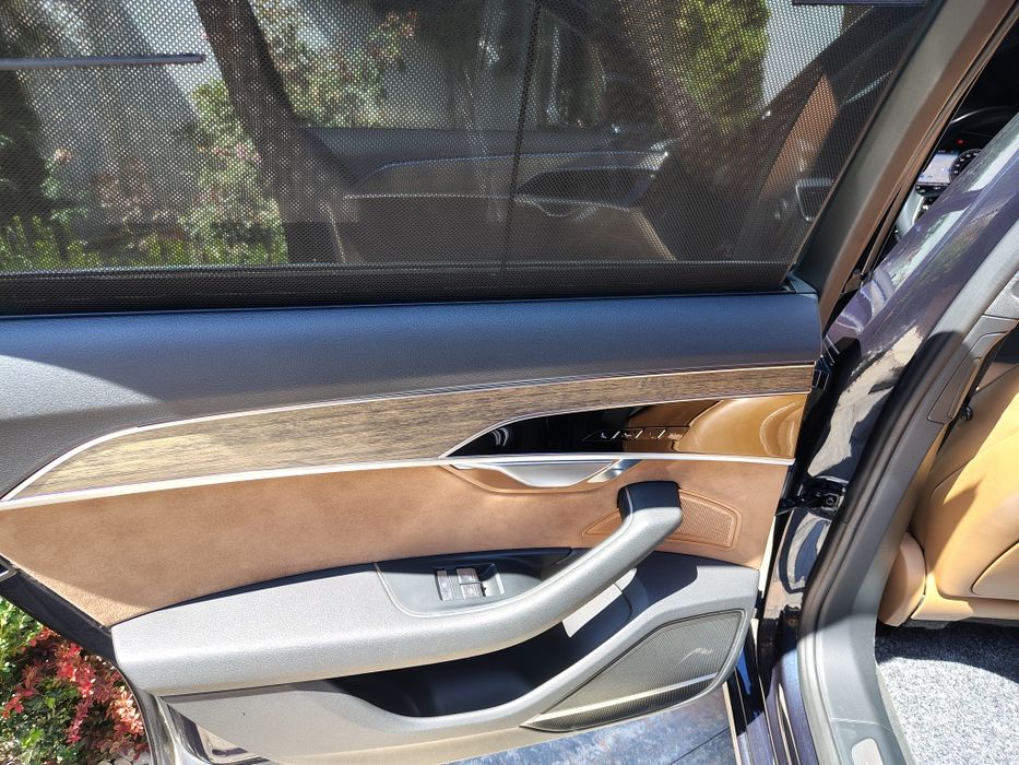 Proprietar Vând Audi A8