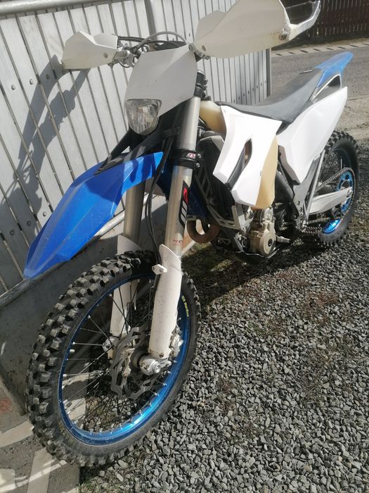 Motocicleta Huzaberg, KTM. 350 exc-e 4 T