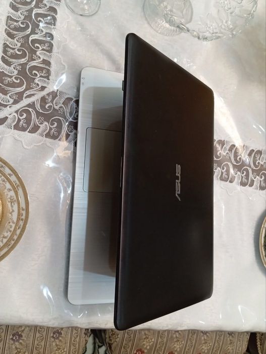 Notbuk Asus new AMD E1