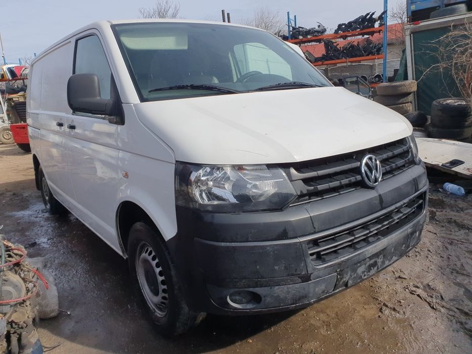 Dezmembrez volkswagen transporter 2.0 2000 cc t5 2011 motor CAAA