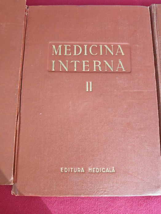 Vând cărți de medicina/cărți vechi