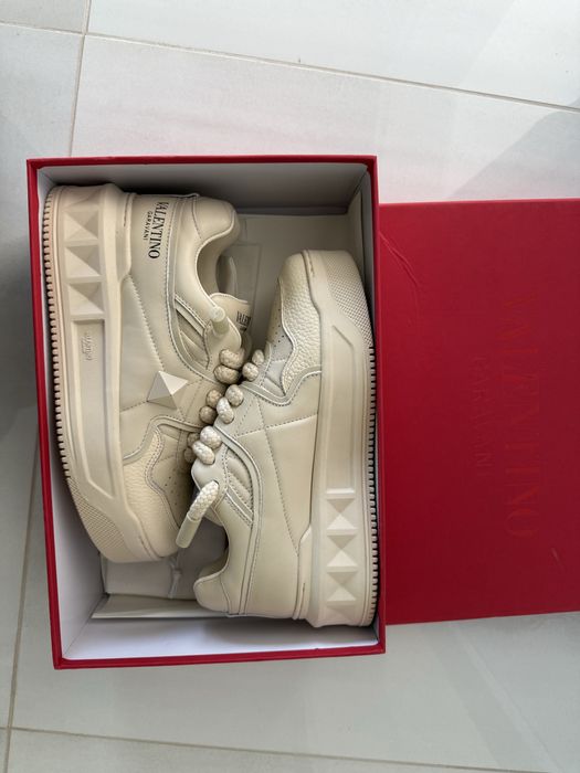 Valentino garavani XL